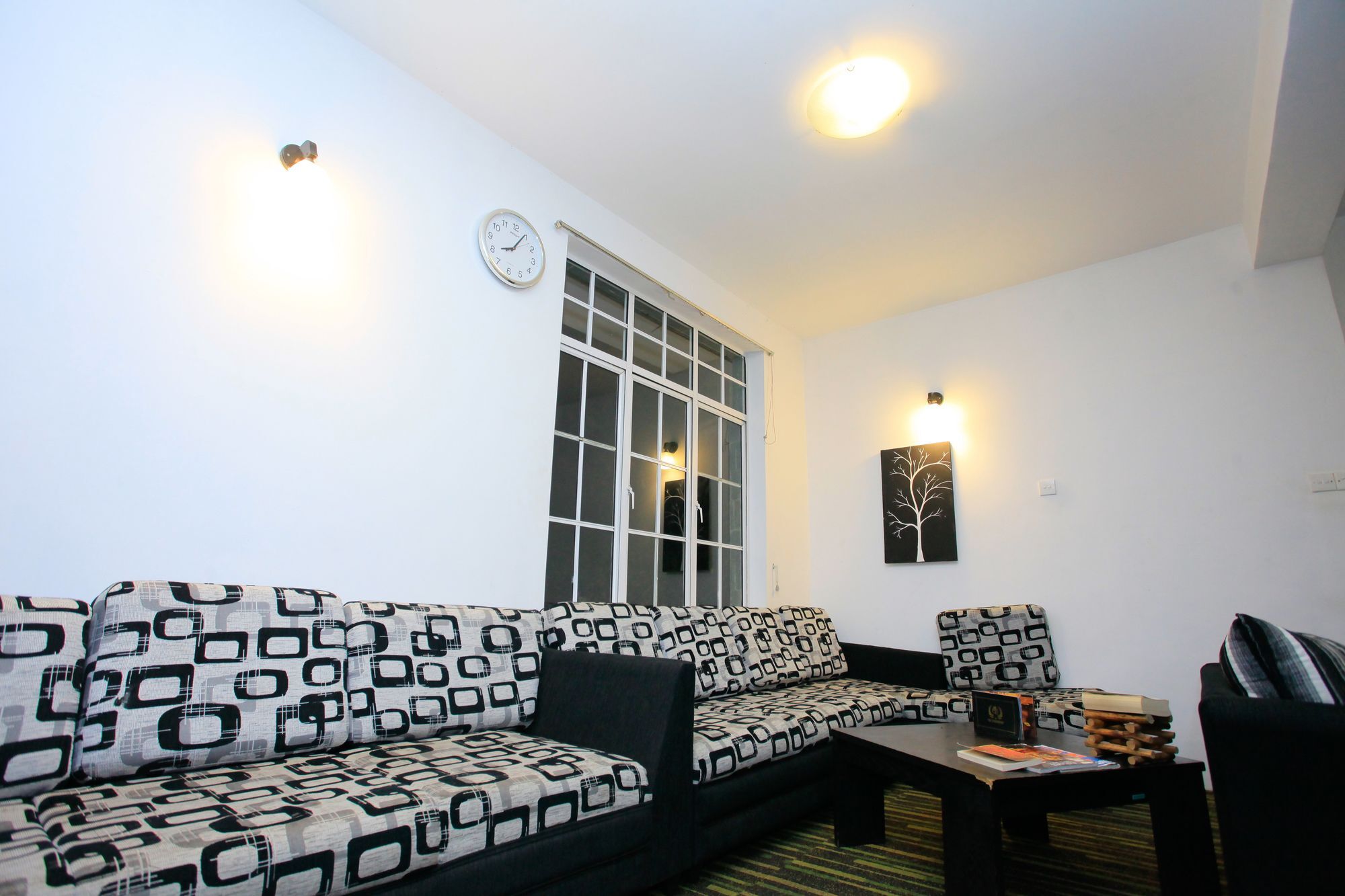 La Cottage Boutique Hotel & Restaurant 努沃勒埃利耶 外观 照片
