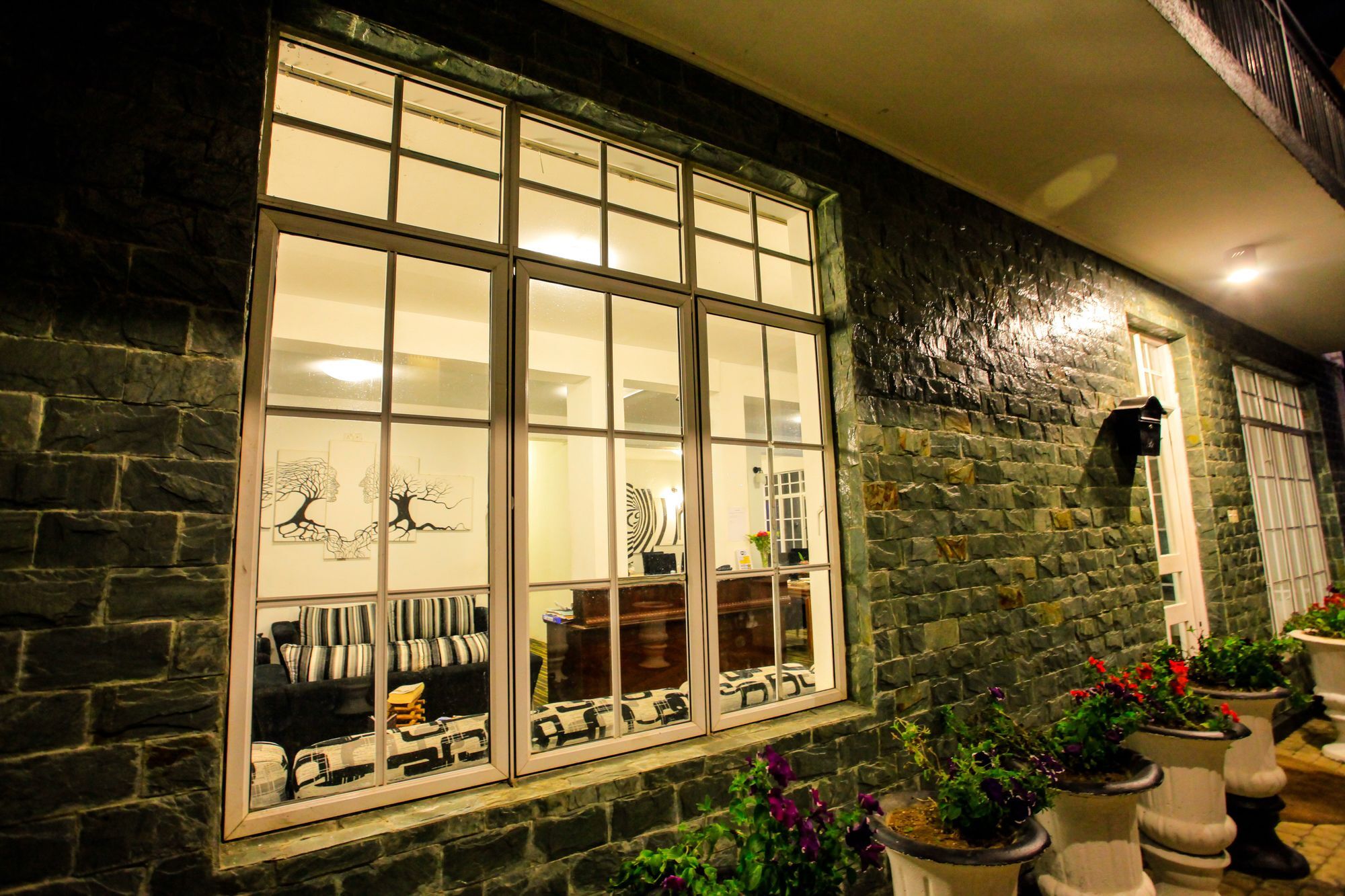 La Cottage Boutique Hotel & Restaurant 努沃勒埃利耶 外观 照片